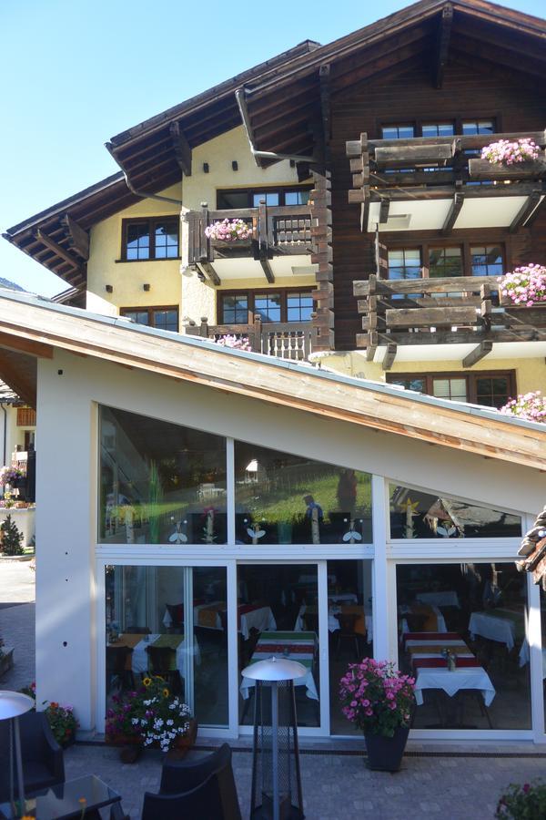 Hotel Baergsunnu Saas-Grund Exterior photo