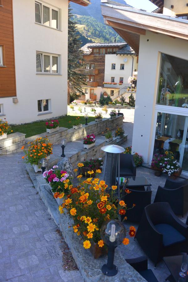 Hotel Baergsunnu Saas-Grund Exterior photo
